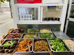 自助取餐区-雨田饭店