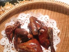 脆皮BB鸽-大榕树下顺德菜(融创茂店)