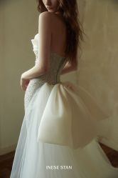 -Renee芮亦婚纱