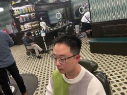 -海文先生国潮烫染男士理发馆