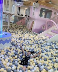 -多多淘儿童体验中心(重庆来福士店)