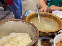 -富正毅三下锅·湘西韵味(天门山索道店)