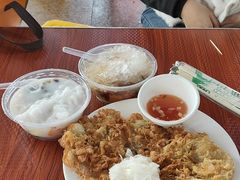-建国蚵煎蚵面