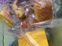 -万利隆·活力烘焙(人民路店)