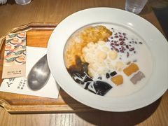 -RUXU入续糖水铺与包(卓悦中心店)