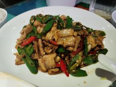 -张氏宽窄巷成都名小吃(茂业百货华强北店)