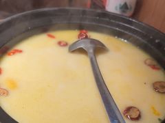 胡椒猪肚鸡锅-乔街深夜食堂·小龙虾·高压锅生蚝(杭州总店)