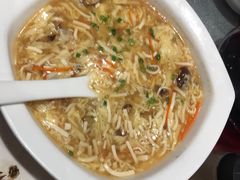 酸辣汤-老吉士酒家(天平路店)