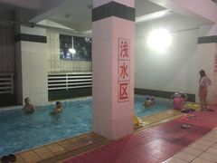 -医科大学游泳馆