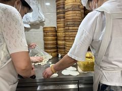 -莱莱小笼·乔艾