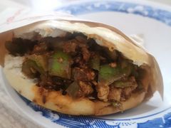 孜然夹馍-老字号杨坡红油米线腊汁肉夹馍(东四道巷店)