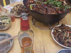 -鸿顺老铁锅美蛙鱼府(解放碑店)