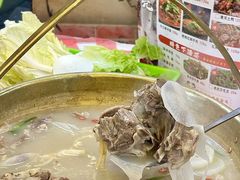 -江湖亮亮蒸虾大排档烤全羊清真(武汉总店)