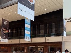 -冰纷万象滑冰场(深圳万象城店)