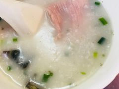 皮蛋瘦肉粥-源记肠粉(华贵路店)