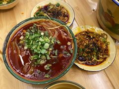 -拈签一笑黄牛肉辣卤串串