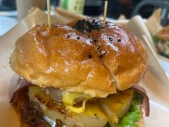 夏威夷牛肉汉堡-shark burger·鲨鱼汉堡(交子大道店)