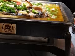 -毛辣果·贵州红酸汤牛肉火锅(西单店)
