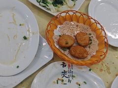 -秋姐美食店(海陵岛保利店)