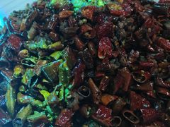 -临界音乐酒馆·小龙虾·江湖菜(华熙LIVE·鱼洞店)