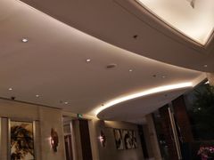 -上海雅居乐万豪侯爵酒店