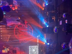 -胡桃里乐队酒馆