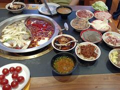 -沸炉重庆老火锅(军事博物馆店)