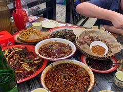 -江湖黑大兔(杨家坪店)