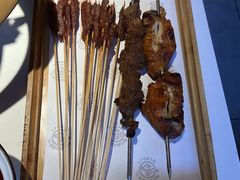 -鸣记脆皮烤鱼·海鲜烤鱼(三八广场店)