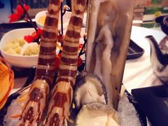 -鲜入围煮花胶鸡海鲜火锅