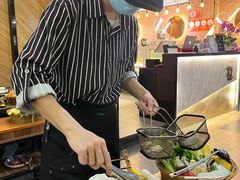 -樾餐厅泰式海鲜火锅(民歌湖店)