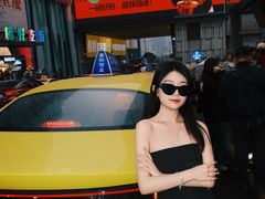 -观音桥步行街