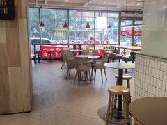 -肯德基(成山路地铁站店)