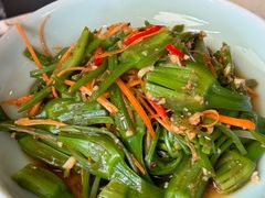 -春天里餐厅·云南创意菜特色美食(束河店)