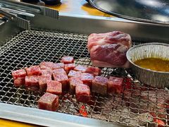 -肉甲韩国木炭烤肉(新壹街1店)