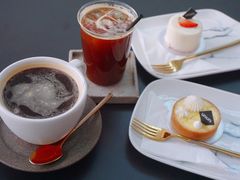 -UNI UNI(环亚凯瑟琳店)