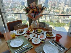 -视界美食自助餐厅·石家庄希尔顿酒店