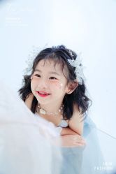 -芳妮豆丁儿童摄影（7城16年品牌）(积玉桥店)