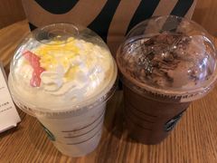 -星巴克臻选(莘庄仲盛店)