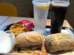 -麦当劳(政通路店)