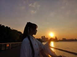 -汉仪华裳汉服馆(打浦桥店)