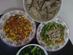 -爱的果实月嫂育婴师(世纪东方店)