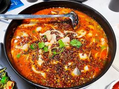 -本来精品川菜(嘉里中心店)