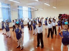 -上海市民办金苹果学校