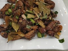 -唐师傅湘西名菜馆(武陵路店)