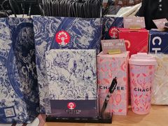 -霸王茶姬(上海静安大悦城店)