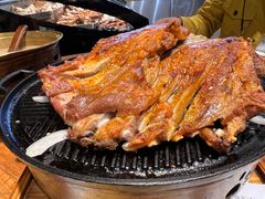 蒙艾里古法烤羊排-蒙艾里民族传统菜蒙餐