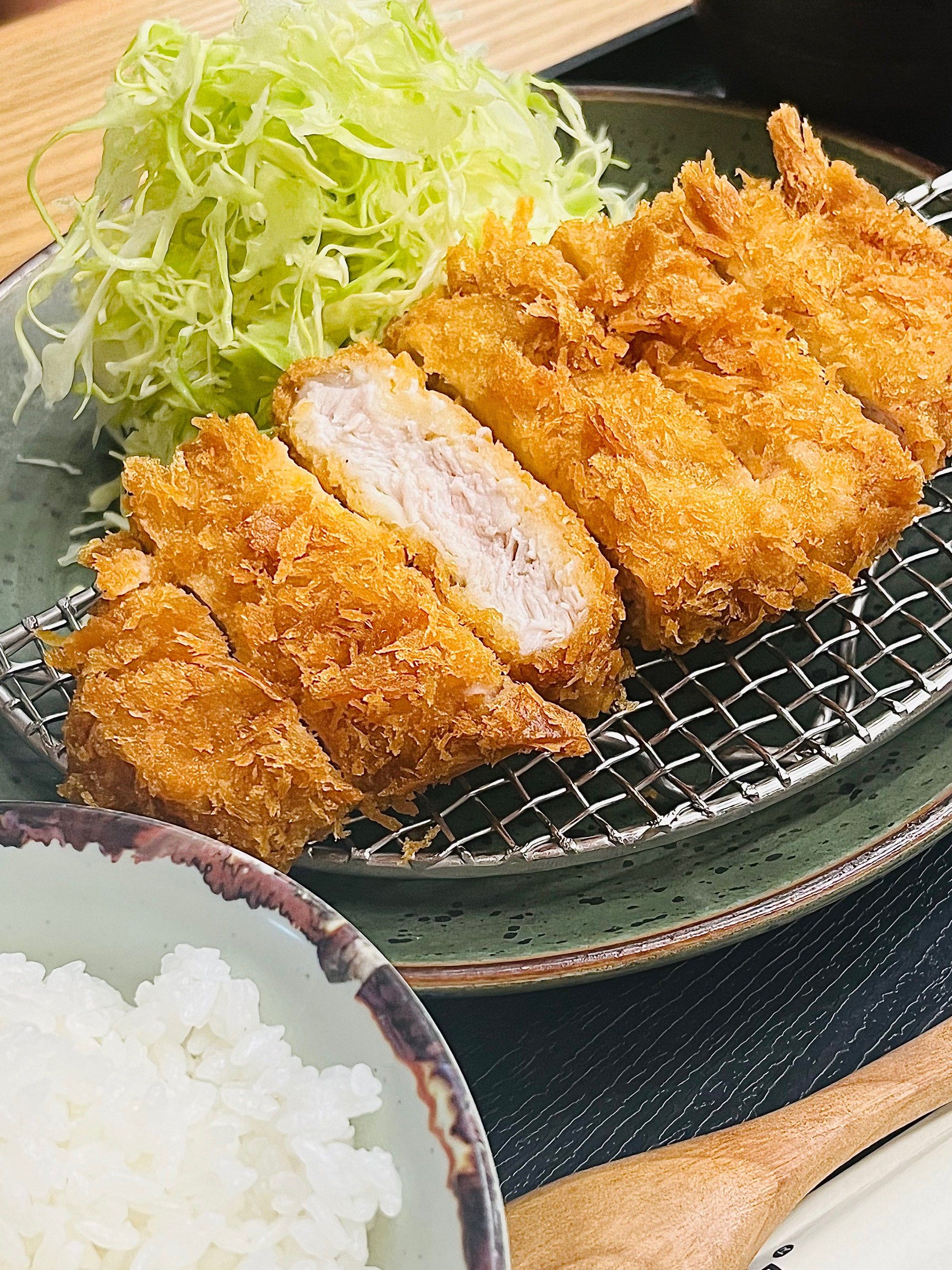 它家的炸猪扒也太好吃了吧[惊叹][惊叹][惊叹]