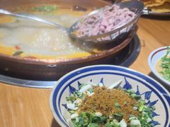 -洱火云南酸菜牛肉火锅(石景山当代商城店)