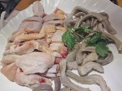 -洪氏嗨捞·广东猪肚鸡·椰子鸡火锅(西咸万象城店)